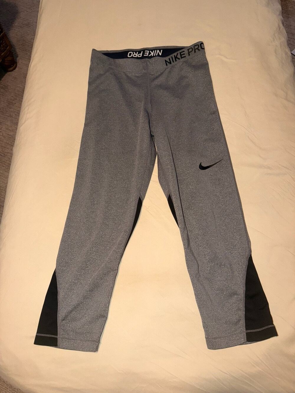 Nike Pro Legging Athletic Gray Black Women’s Medium
